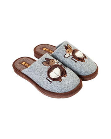 Grey wool slippers with embroidery